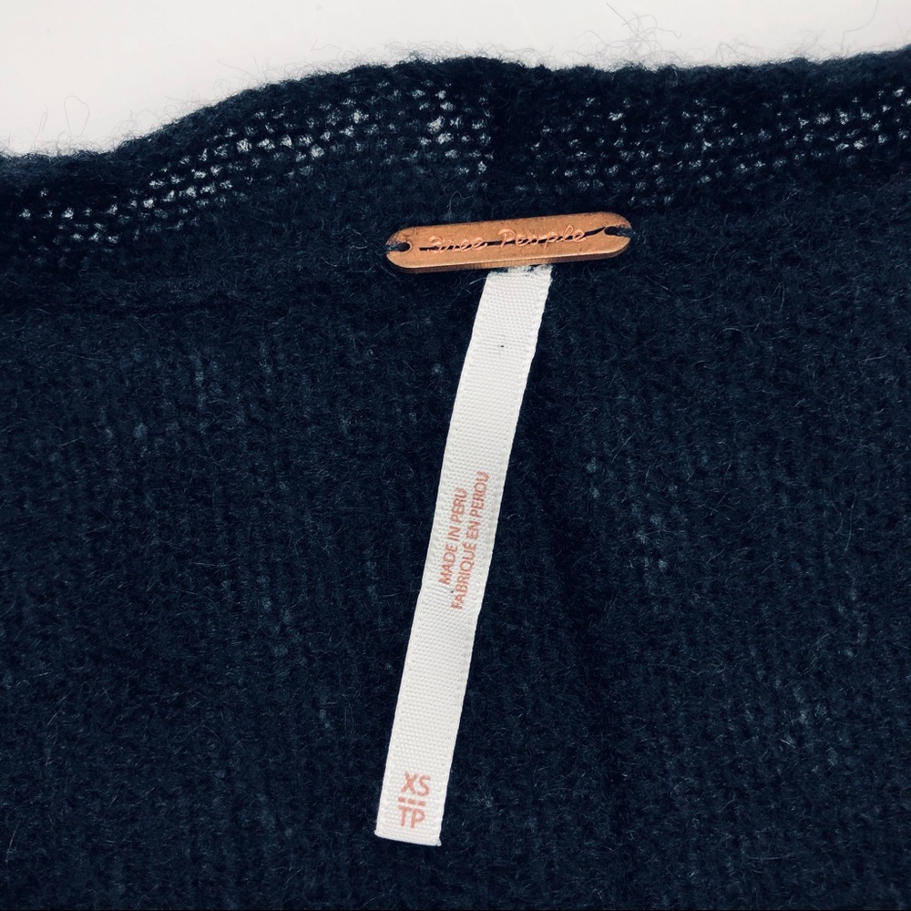 Free People Black Alpaca Blend Tunic Sweater XS - Picture 5 of 11